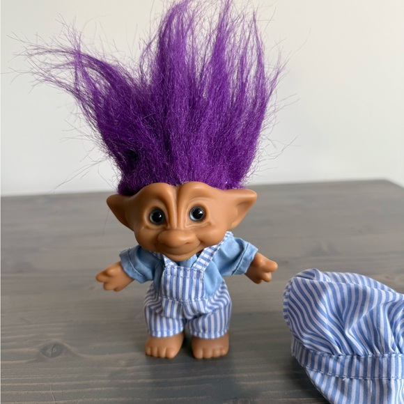 Vintage RUSS Troll train engineer 🚂 - Picture 5 of 8